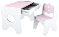 Stôl a stolička so zásuvkou.Rôzne farby