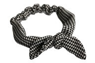 Čelenka Houndstooth, pin-up, viazaná mašľa Čelenka Houndstooth, pin-up, viazaná mašľa