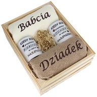 DARČEKOVÝ SADA UTERÁK + HRNČKY PRE BABKU A DEDKA DARČEKOVÝ SADA UTERÁK + HRNČKY PRE BABKU A DEDKA