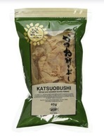 KATSUOBUSHI SUŠENÉ BONITO VLOČKY TUNIAKA 40g KATSUOBUSHI SUŠENÉ BONITO VLOČKY TUNIAKA 40g