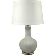 Keramická elegantná biela stojaca lampa na stole