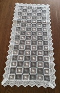 Všetky obrúsky Lace Guipure v šedej a bielej farbe 85x85
