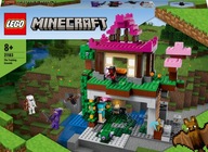 LEGO Minecraft Tréningové ihrisko 21183 534 ks. 8+