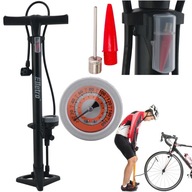ŠTANDARDNÁ PUMPA NA BICYKEL NA BICYKEL S TLAKOMEROM. RÝCHLO NAFUKUJE. PEVNÁ 11 BAROV. ŠTANDARDNÁ PUMPA NA BICYKEL NA BICYKEL S TLAKOMEROM. RÝCHLO NAFUKUJE. PEVNÁ 11 BAROV.