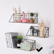 Kovová nástenná polica v štýle LOFT 45 x 13,5 cm - čierna Kovová nástenná polica v štýle LOFT 45 x 13,5 cm - čierna