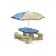 STEP2 Piknikový stôl s dáždnikom a lavičkami