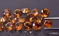 SPESSARTYN fazetovaný okrúhly granát, priemer 3,5 mm SPESSARTYN fazetovaný okrúhly granát, priemer 3,5 mm