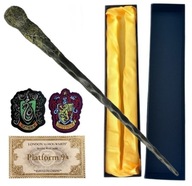 HARRY POTTER WAND RON WEASLEY KOVOVÉ JADRO HOGWARTS VSTUPENKY EMBLÉMY X2 HARRY POTTER WAND RON WEASLEY KOVOVÉ JADRO HOGWARTS VSTUPENKY EMBLÉMY X2