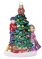 Sklenená guľa ručne maľovaný vianočný stromček a deti