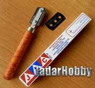 JLC - Žiletka s rukoväťou (nástroj) JLC - Žiletka s rukoväťou (nástroj)