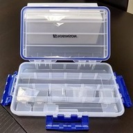 D - Rybársky box, plastový organizér, 36x22x