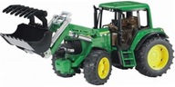 Traktor John Deere 6920 s čelným nakladačom Traktor John Deere 6920 s čelným nakladačom