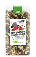 ŠTUDENTSKÝ MIX S BIO BRUSNICAMI 400 g ŠTUDENTSKÝ MIX S BIO BRUSNICAMI 400 g