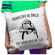 Mordeczka sa smeje, keď sa vodka naleje Mordeczka sa smeje, keď sa vodka naleje