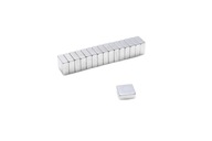 Neodymový tanierový magnet MPŁ 10x10x4 N38 sada 50 kusov Neodymový tanierový magnet MPŁ 10x10x4 N38 sada 50 kusov