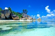 Fototapeta do spálne Seychely pláž 175x115 cm