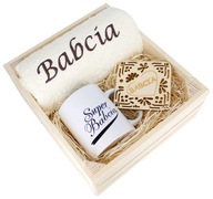 SKVELÝ DARČEK PRE BABIČKU UTERÁK + KRABIČKA NA HRNKY SKVELÝ DARČEK PRE BABIČKU UTERÁK + KRABIČKA NA HRNKY