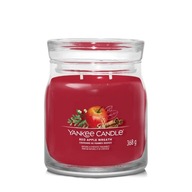 Red Apple Wreath - Yankee Candle Signature - stredná sviečka s dvoma knôtmi Red Apple Wreath - Yankee Candle Signature - stredná sviečka s dvoma knôtmi
