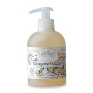 ANTHYLLIS BABY Tekuté mydlo pre dojčatá a deti, 300 ml ANTHYLLIS BABY Tekuté mydlo pre dojčatá a deti, 300 ml