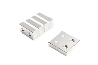 Neodymový tanierový magnet MPŁ 40x20x10 N38 na skrutku 1 kus Neodymový tanierový magnet MPŁ 40x20x10 N38 na skrutku 1 kus