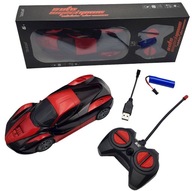 Rádiom ovládané pretekárske auto s diaľkovým ovládaním Rádiom ovládané pretekárske auto s diaľkovým ovládaním