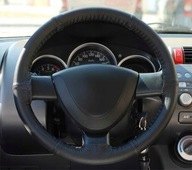 Kožený poťah na volant Kožený poťah na volant