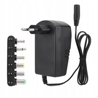 UNIVERZÁLNA NABÍJAČKA 3-12V DC 6 ZÁSTRČKA 30W 2,5A 80X50X35MM UNIVERZÁLNA NABÍJAČKA 3-12V DC 6 ZÁSTRČKA 30W 2,5A 80X50X35MM