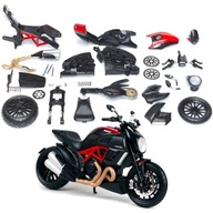 Skladací model Ducati Diavel Carbon v mierke 1:12