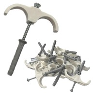 Dvojitý hák + hmoždinka 6x40mm + skrutka 4,8x75mm pre rúry od Ø14 do Ø25 50 kusov Dvojitý hák + hmoždinka 6x40mm + skrutka 4,8x75mm pre rúry od Ø14 do Ø25 50 kusov
