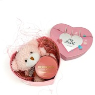 Valentínsky darček pre jej Bourjois Teddy Bear Blush v krabici Valentínsky darček pre jej Bourjois Teddy Bear Blush v krabici