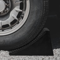 Zakladacie kliny na kolesá auta, 4 ks, 16x9x9 cm, gumené Zakladacie kliny na kolesá auta, 4 ks, 16x9x9 cm, gumené