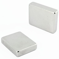 SILNÝ NEODYMIOVÝ MAGNET 25x20x6 N38 - 2 KS SILNÝ NEODYMIOVÝ MAGNET 25x20x6 N38 - 2 KS