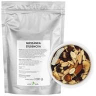 ŠTUDENTSKÁ ZMES, zmes orechov a sušeného ovocia, 1kg ŠTUDENTSKÁ ZMES, zmes orechov a sušeného ovocia, 1kg