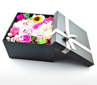 Kvetinový box Babička na Valentína Mydlové ruže