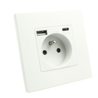 ELEKTRICKÁ ZÁSUVKA USB A a C RÝCHLO NABÍJANIE PLASTU ELEKTRICKÁ ZÁSUVKA USB A a C RÝCHLO NABÍJANIE PLASTU