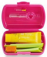 Curaprox Travel Set Tmavo ružový cestovný set Curaprox Travel Set Tmavo ružový cestovný set