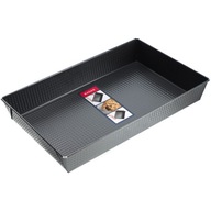 PLECH NA PEČIVO NEDRŽAVÉ 40x25x6 PLECH NA PEČIVO NEDRŽAVÉ 40x25x6