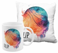 SÚPRAVA BASKETBALOVÉHO HRÁČA S MENOM, HRNÍČKOM, VANKÚŠOM DO KOŠÍKA SÚPRAVA BASKETBALOVÉHO HRÁČA S MENOM, HRNÍČKOM, VANKÚŠOM DO KOŠÍKA