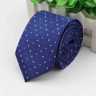 Elegantná pánska úzka kravata tmavomodrej farby s bodkami