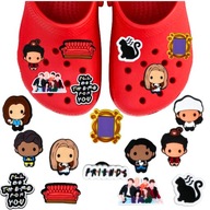 Špendlíky Crocs FRIENDS FRIENDS 12 ks séria rám pohovky páchnuca mačka Ros Špendlíky Crocs FRIENDS FRIENDS 12 ks séria rám pohovky páchnuca mačka Ros