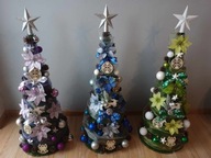 KUŽEL, vianočný stromček, ZDOBENÝ ozdobami, 60 cm, OBLEČENÝ