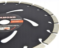 Diamantový rezací kotúč na betónové kocky, segment 300 mm x 25,4 mm Diamantový rezací kotúč na betónové kocky, segment 300 mm x 25,4 mm