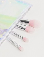 G4A520 REVOLUČNÁ MAKEUP SET OS AA4 P1 G4A520 REVOLUČNÁ MAKEUP SET OS AA4 P1