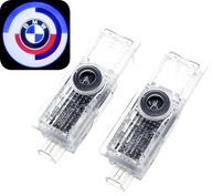 Projektor s logom BMW LED 50 Jahre ///M 50 rokov BMW M Projektor s logom BMW LED 50 Jahre ///M 50 rokov BMW M