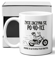 hrnček ŽIVOT ZAČÍNA K 40-ke darček k narodeninám hrnček ŽIVOT ZAČÍNA K 40-ke darček k narodeninám