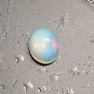 FUSIMA Opal z Etiópie kabošon 9,17x7,21 mm č. 133 FUSIMA Opal z Etiópie kabošon 9,17x7,21 mm č. 133