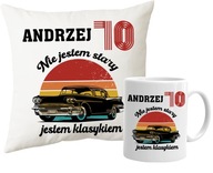 Vankúš + hrnček darček k 70-ke 70 ROKOV SOM KLASIK Vankúš + hrnček darček k 70-ke 70 ROKOV SOM KLASIK