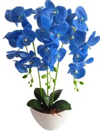 umelá orchidea v modrom kvetináči