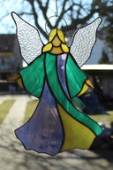 Anjel z farebného skla Tiffany šíri akvamarínovo fialový