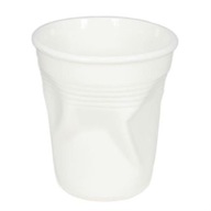 DRVENÝ hrnček VYPADÁ AKO VYTVORENÝ PORCELÁN DRVENÝ hrnček VYPADÁ AKO VYTVORENÝ PORCELÁN
